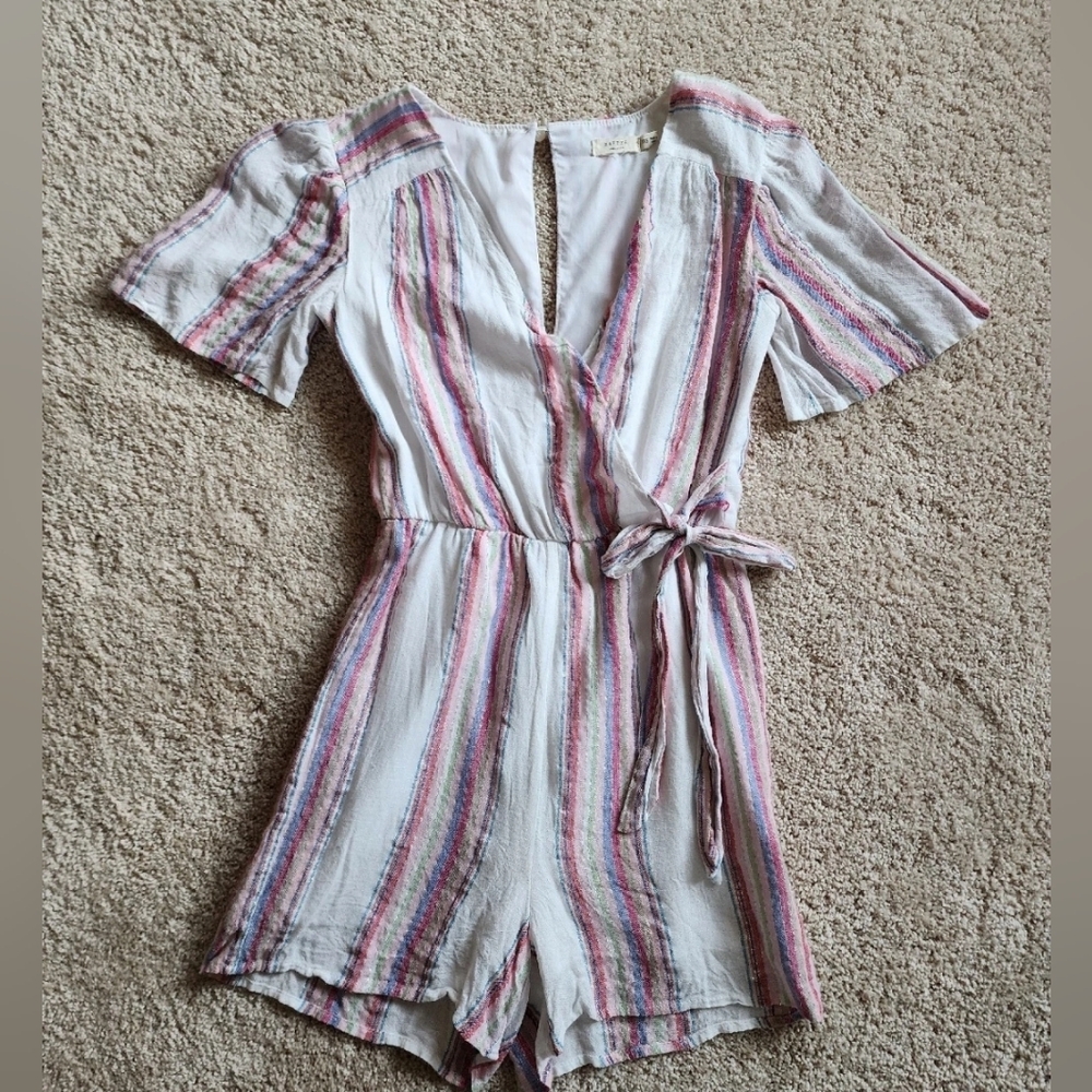 Harper Heritage Romper Womens Size XXS Metallic Pastel Stripe White